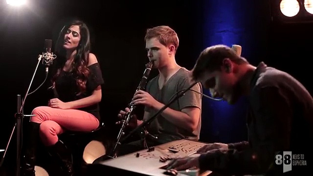 Galliyan (Acoustic Cover) - Aakash Gandhi (ft Shankar Tucker, Jonita Gandhi, Sanjoy Das, & Rupak)