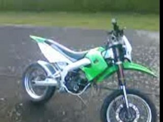 salto derbi stunt tedd