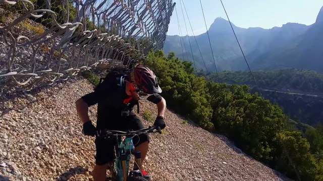 MTB Crash Full Speed Gemenos Santacruz Nomad 3