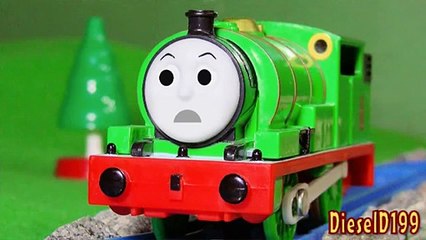 TOMICA Thomas & Friends Short 9: Attack of the Wooden Box on Wheels