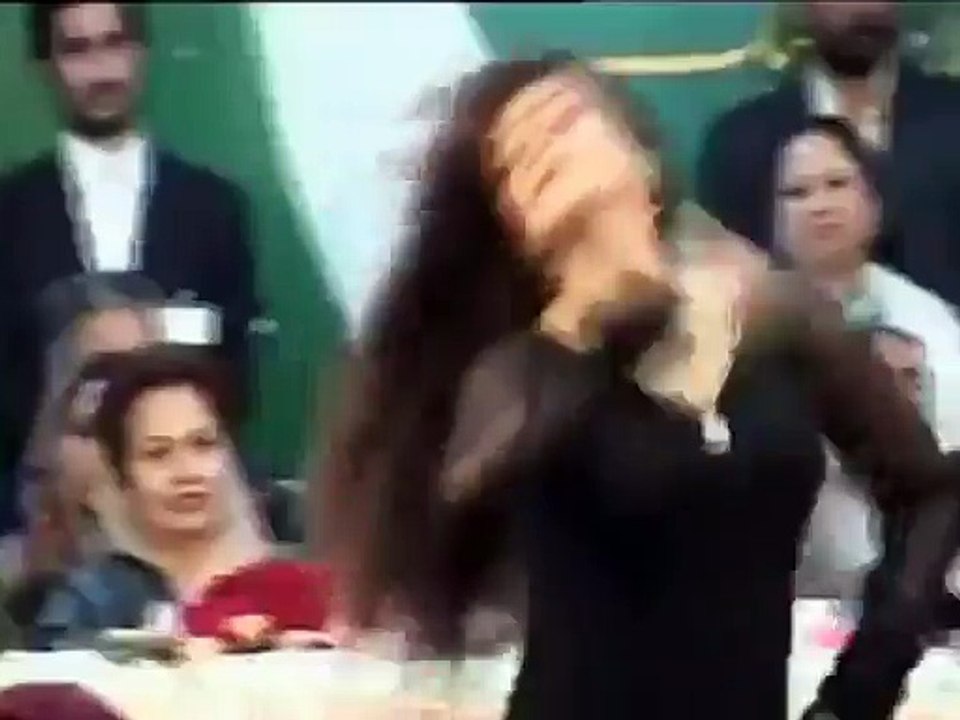 Chudary Shujat seeing vulgar dance