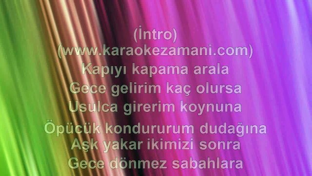 Tuğba Özay - Kapıyı Arala - 2011 TÜRKÇE KARAOKE