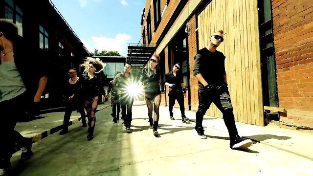 Тимур Родригез feat Loony Band (T-moor Rodriguez) - Out in space