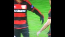 Chicharito Hernández vs. Karim Bellarabi (Bayer Leverkusen - Barcelona)