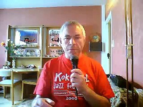 Липкин Генa Lipkin Genna исполняет караоке «Песня остается с человеком» 14023