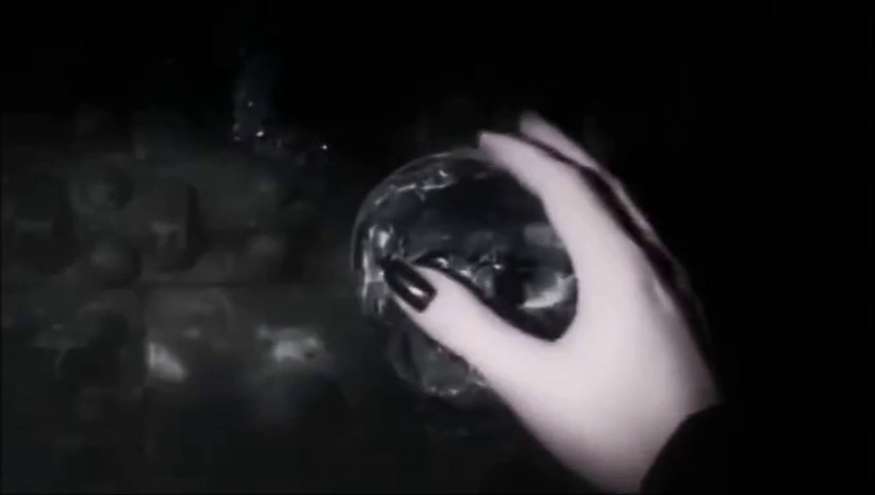 Novalis ( Novalis Deux ) - Kiss The Devil