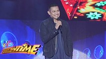 It's Showtime Singing Mo To: Gary V. sings 