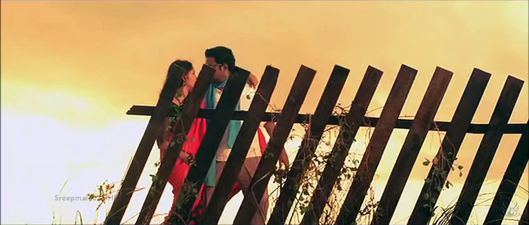 Romantic Song Muthumani Mazhayay......Asif Ali-Sanusha *db tech audioHD
