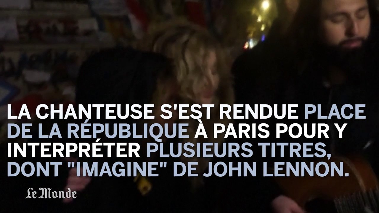 Madonna chante "Imagine" place de la République