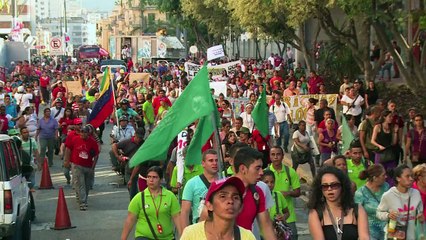 Maduro augura convulsión si la revolución sigue atascada