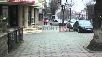 Report TV- Korçë, hajdutët zhgënjehen, gjenë bosh arkën e pikës së basteve