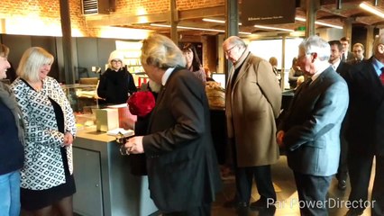 Hornu - Le roi Albert et la reine Paola en visite au Mac's