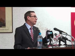 Bejli i fton studentët të ngrenë zërin dhe të jenë më aktiv