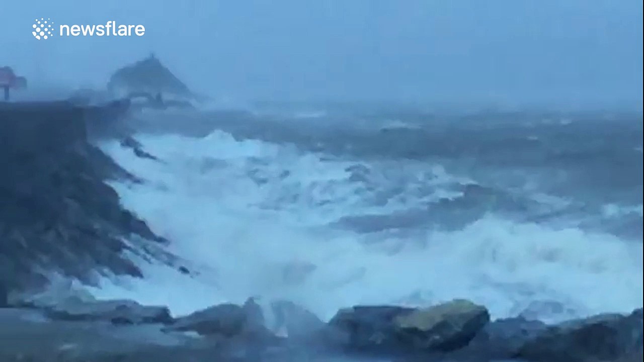 Huge waves pound Irish coast