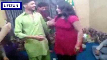 RED DRESS GIRL MUJRA -- HD -- HAVING LOT OF FUN WITH BOYS