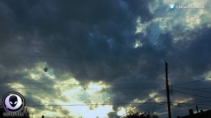 [MIND-BOGGLING] Black Portal & Alien Cube UFO Over Texas! 6292015