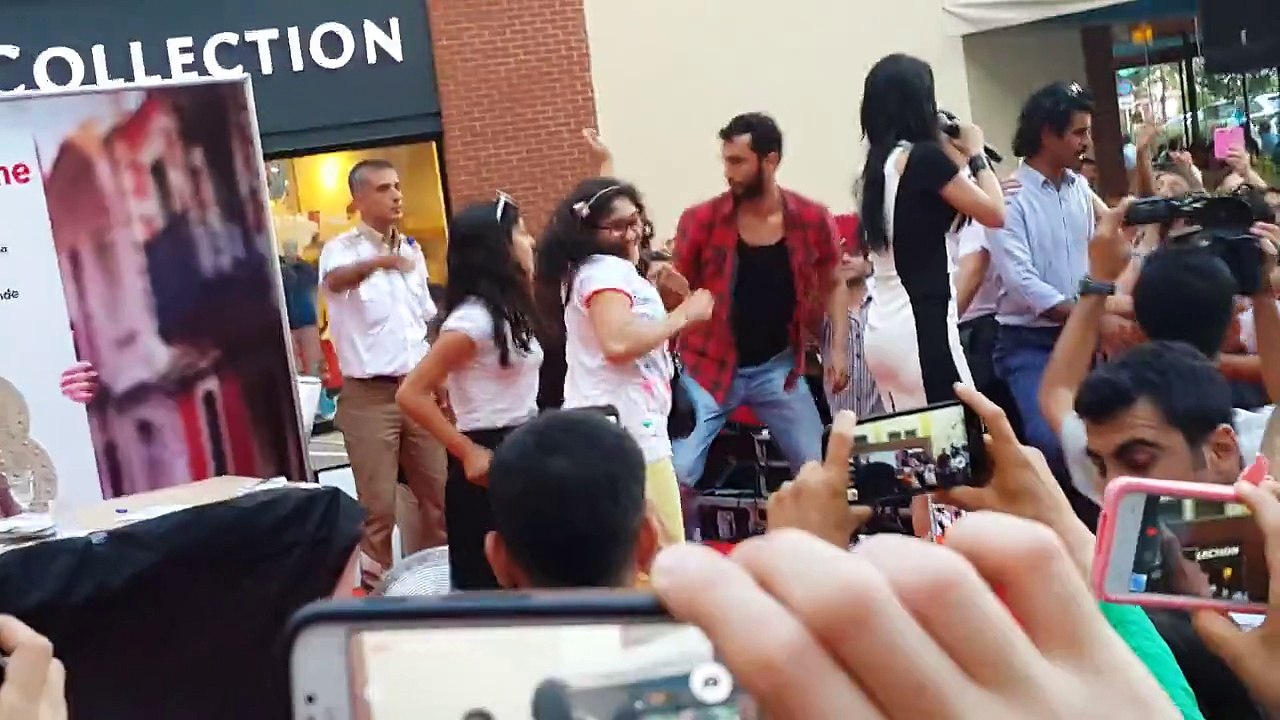 Hande Yener-Sebastian 2 (Forum Mersin) 14.06.2015