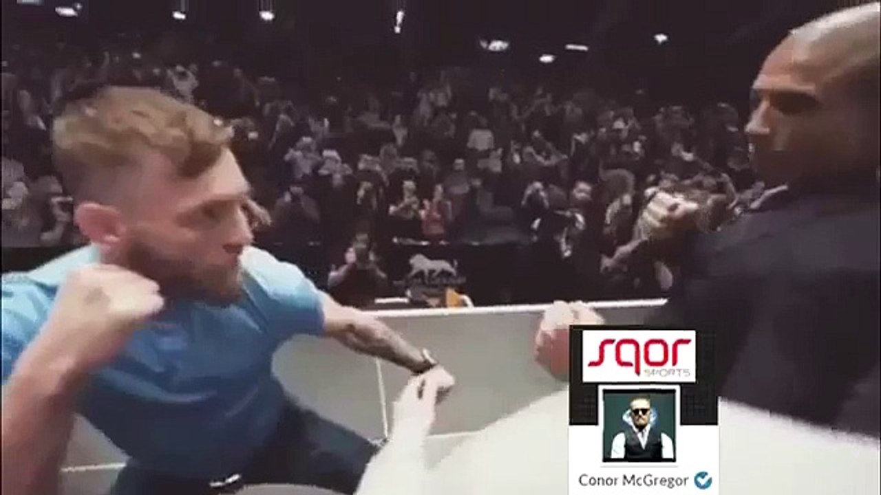 UFC 194 Jose Aldo vs Conor McGregor staredown