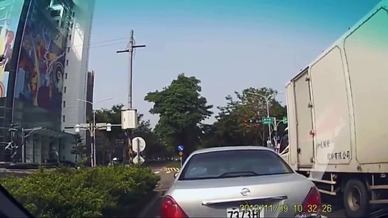 Os maiores Fails de sempre captados por Dash Cam!