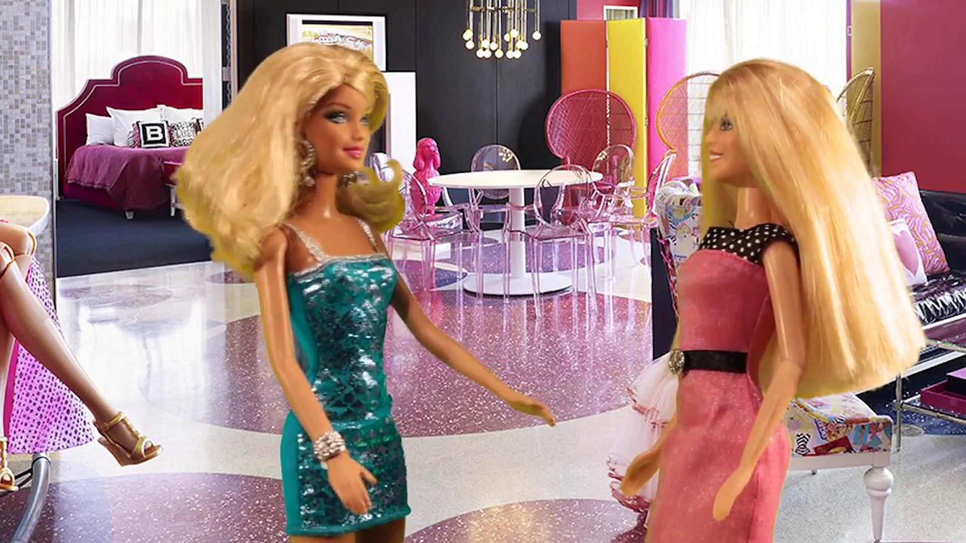 Boneca Barbie Anna Elsa Frozen Novelinha compra roupas moda loja