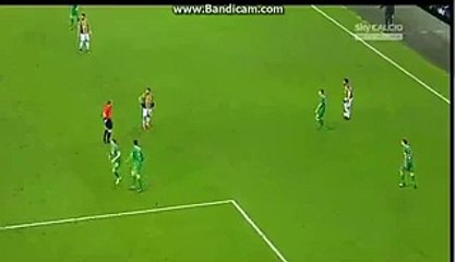 Diego Horror foul gets Red Card Fenerbahce 1-0 Celtic 10.12.2015