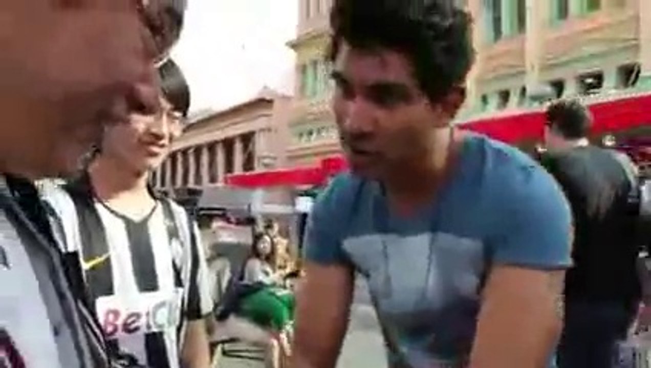 How To Scare Girls! Cool Magic Trick To Freak Girls Out!