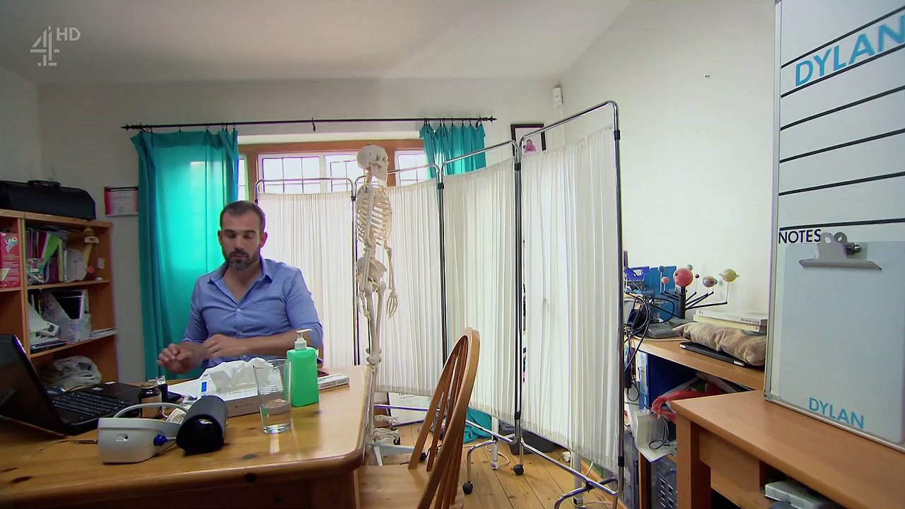 Documentary - Doctor In Your House