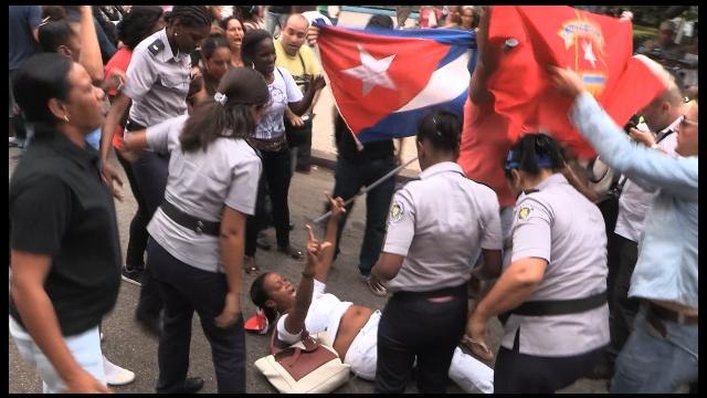 Cuba conmemora el Día de los Derechos Humanos con más de 100 detenciones