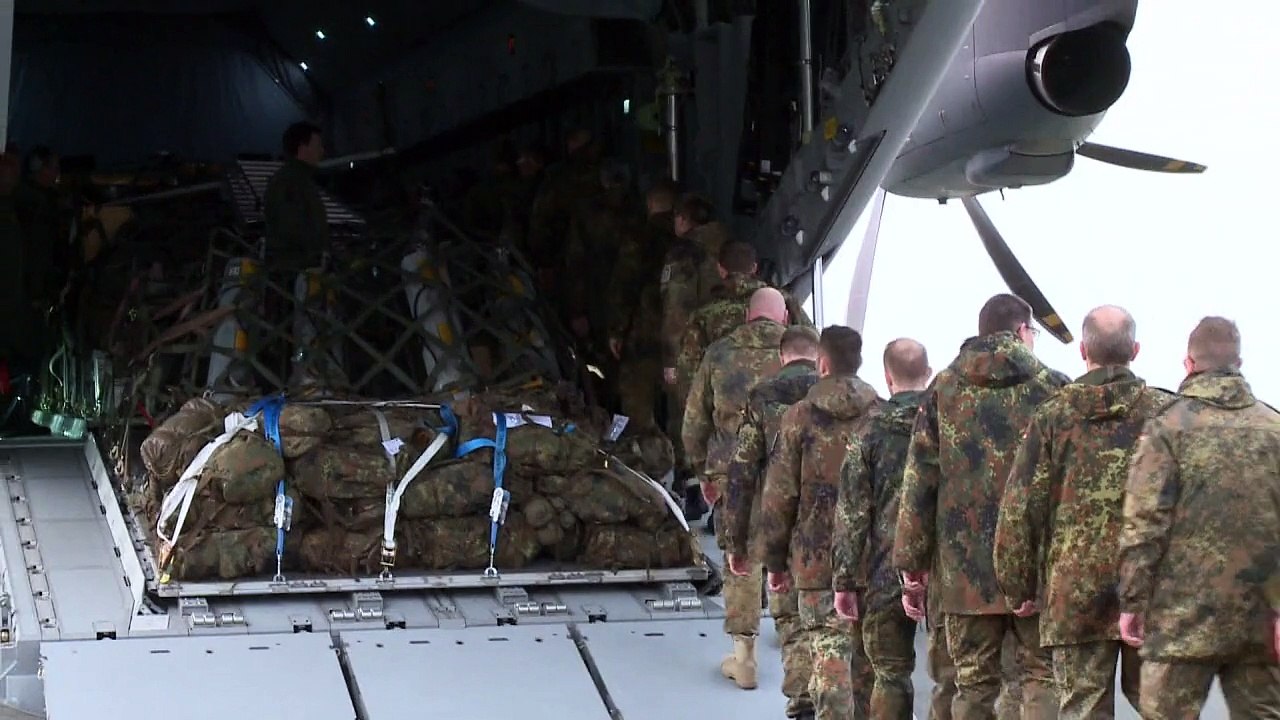 Bundeswehr-Soldaten starten zu Syrien-Einsatz