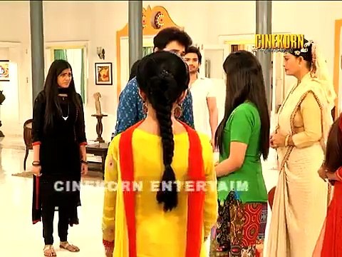 Big TWIST Aditya proposes Gauri Suhani Si Ek Ladki December 10 2015
