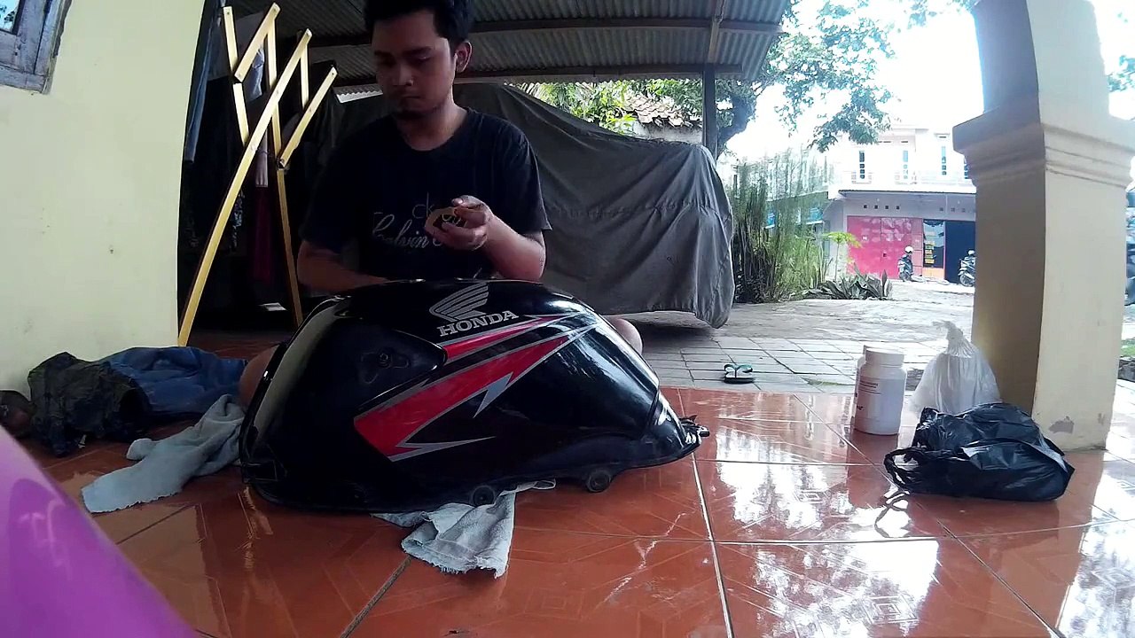 Cara Menambal Tangki Honda Tiger Bocor dengan Resin