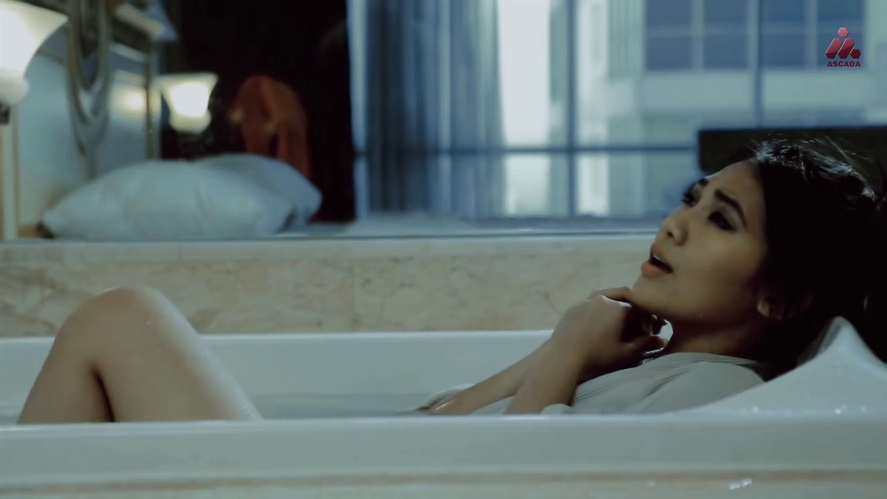 Via Vallen - Selingkuh (Official Music Video)