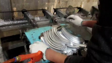 Furniture Hardware & Furniture Fittings and Cabinet Hardware - China: Aluminum Furniture Handles / Production 4