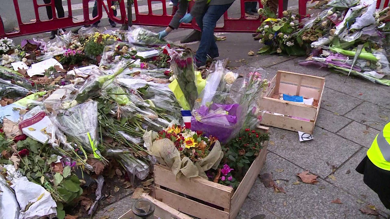 Bataclan : collecte des messages de soutien aux victimes