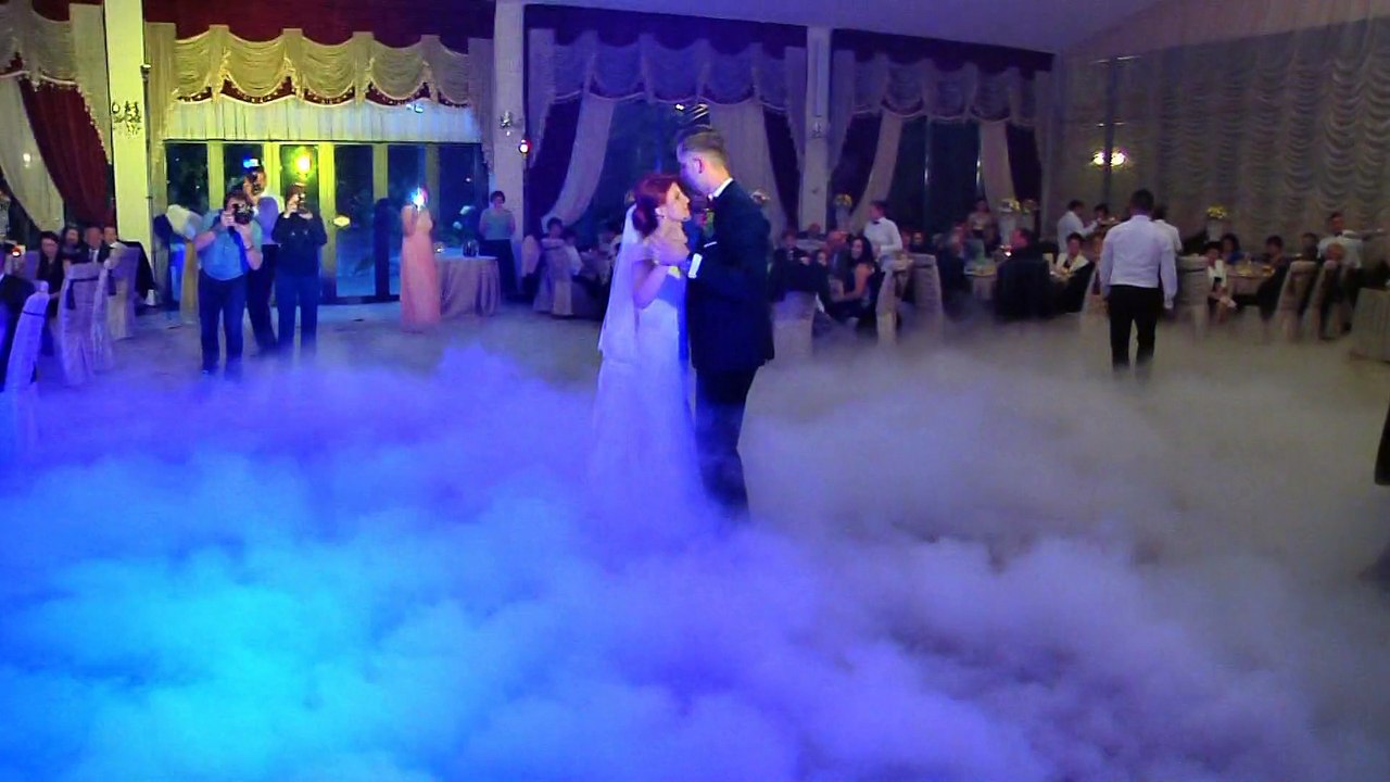 FUM GREU,GHEATA CARBONICA.ARTIFICII DANS MIRI , BUZAU.RM-SARAT,GALATI,BRAILA,BUCURESTI