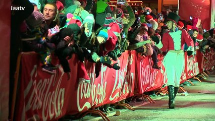 Coca-Cola Weihnachtstruck und Parade 2015 in Laa - Teil
