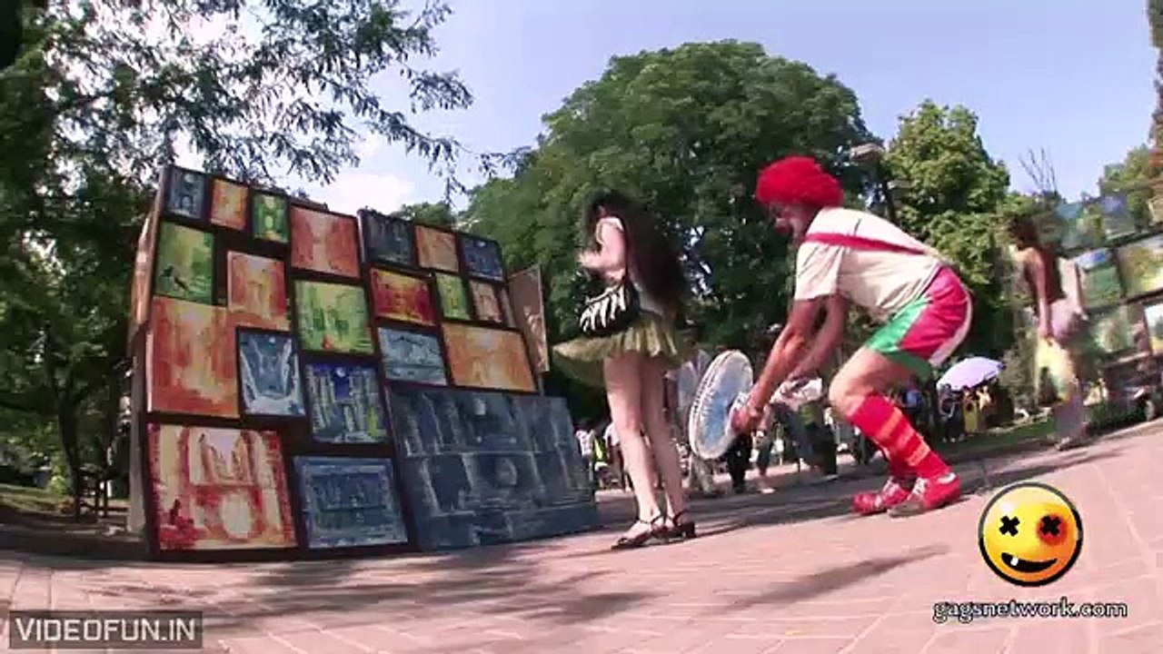 Real Girls Underwear Show - Funny N Hot Prank Mobile(videofun.in)