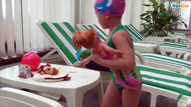 ✔ Новая Кукла Беби Борн и Ярослава поход в бассейн - New Doll Baby Born Bath Time with Yaroslava ✔