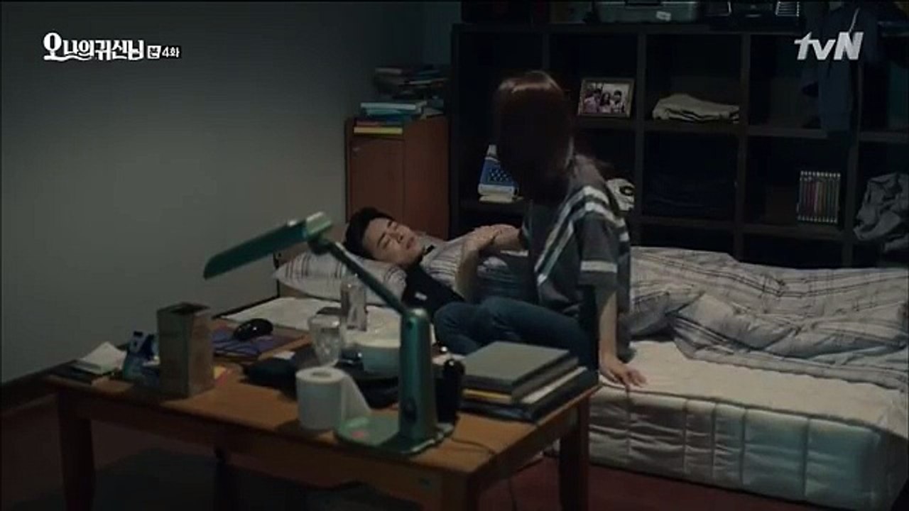 Park Bo Young and Jo Jung Suk kiss Scene in Oh My Ghost Ep.4