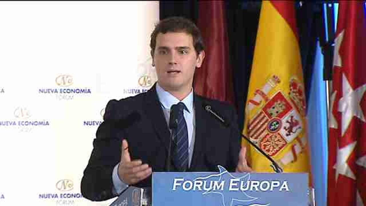Rivera cree que España necesita un "capitán"  que no sólo achique agua