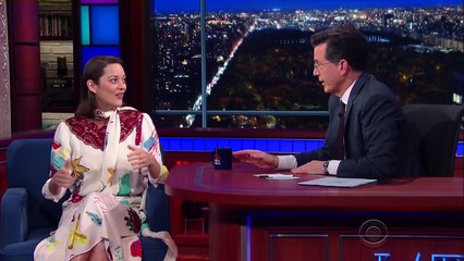 Marion Cotillard apprend le français aux Américains