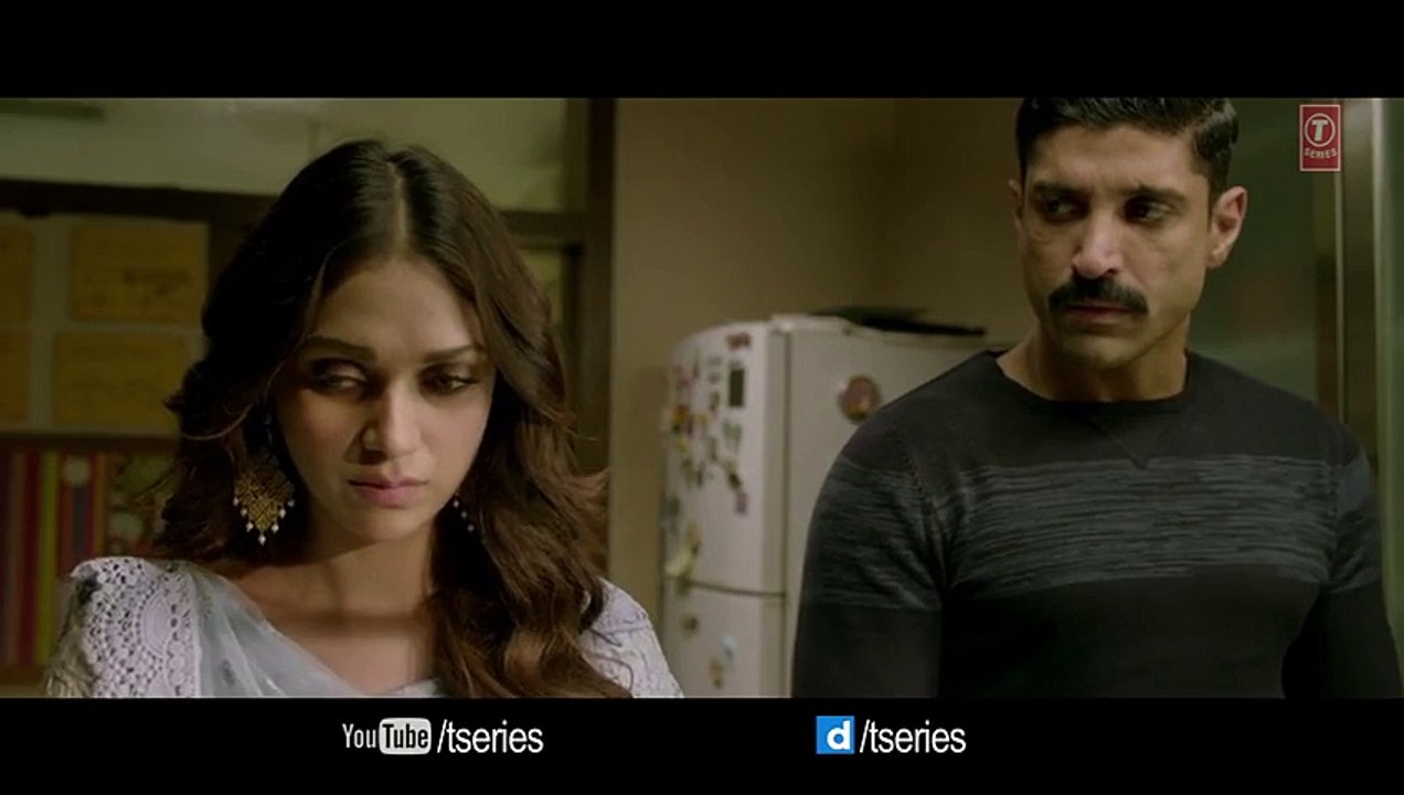 TU MERE PAAS' Video Song - WAZIR - Amitabh Bachchan, Farhan Akhtar, Aditi Rao Hydari