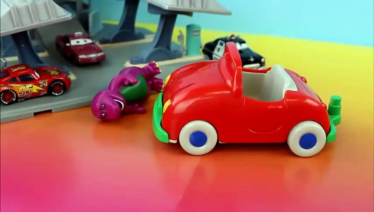 Barney the Dinosaur gets into a car accident and goes to see Disney Pixar Cars Dr. Mate