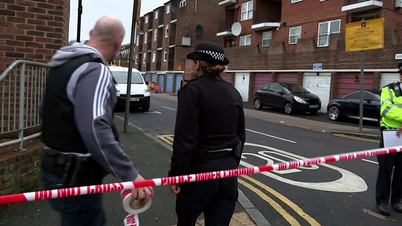 Police cordon off 'intelligence-led' shooting scene