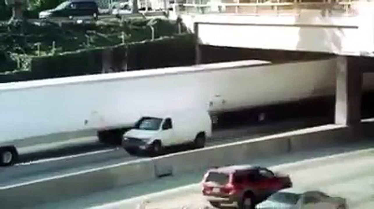 Worlds Biggest Truck-bigger than train-Amazing Long Truck