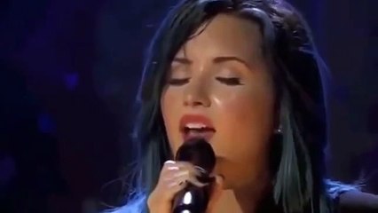 Demi Lovato Stay ( Rihanna Cover )