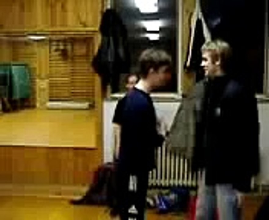 Ржал минут 40)) Смотрел 100 раз)))