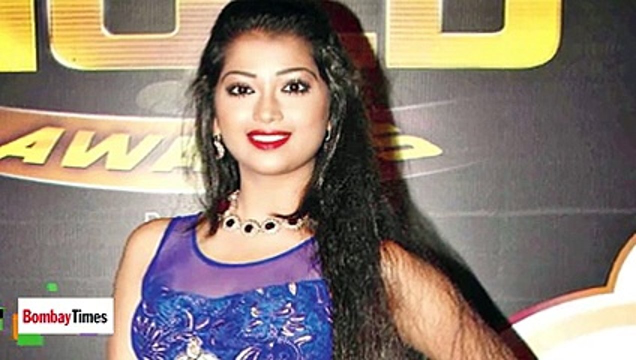 Bigg Boss 9 EXCLUSIVE _ Digangana Just Told About A Fan Who Slit Her Wrist Over Her Elimination!