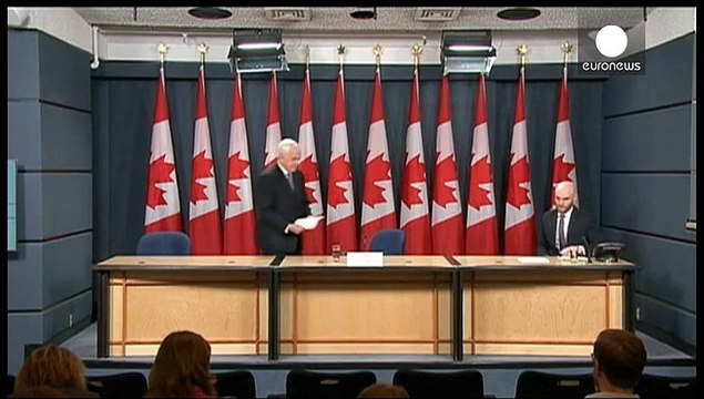 Канада и беженцы: по два рейса в день