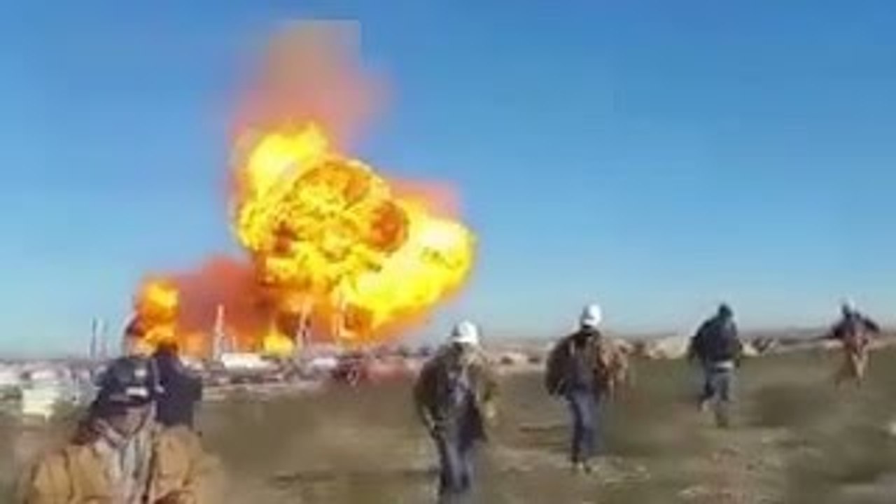 Texas Plant Explodes - Everyone Okay